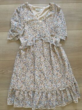 Maeve Floral Ruffle Casual Dress in Cream and Blue
